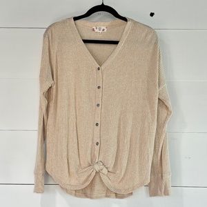 NWOT Hippie Rose Juniors Long Sleeve Tie Front Shirt